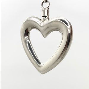 **SOLD** 
Sterling Silver Open Heart Pendant Vintage 925